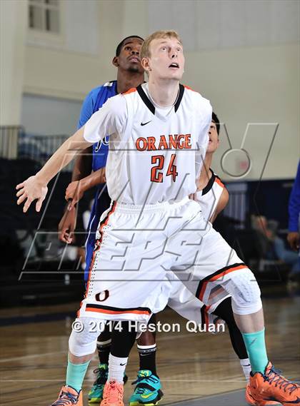 Thumbnail 1 in Jordan vs. Orange (Orange Holiday Classic) photogallery.