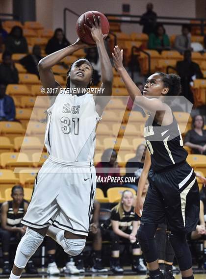 Thumbnail 3 in Knightdale vs. Southeast Raleigh (GNRC 4A Final) photogallery.