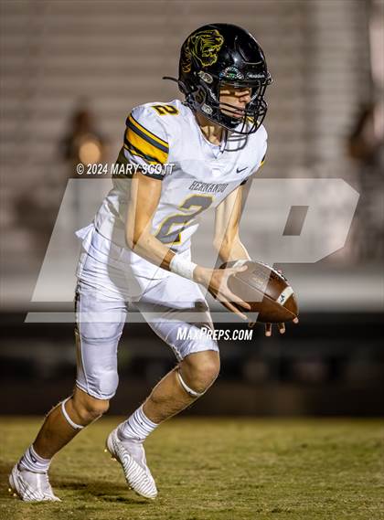 Thumbnail 1 in DeSoto Central @ Hernando photogallery.