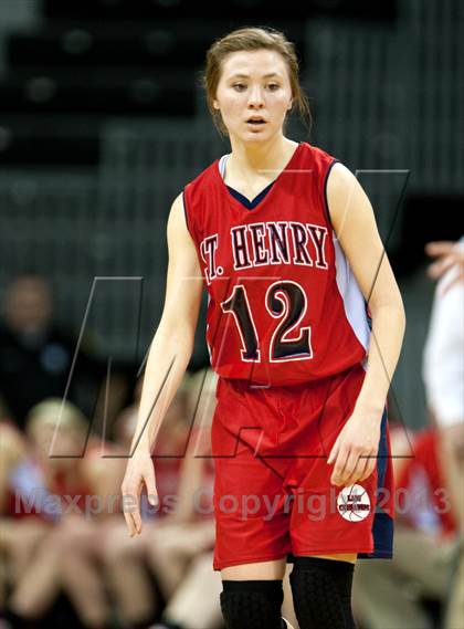 Thumbnail 2 in St. Henry vs Boone Co. (KHSAA Ninth Region) photogallery.