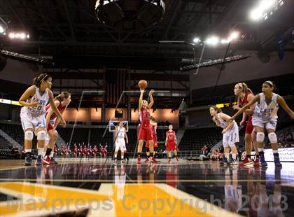 Thumbnail 1 in St. Henry vs Boone Co. (KHSAA Ninth Region) photogallery.