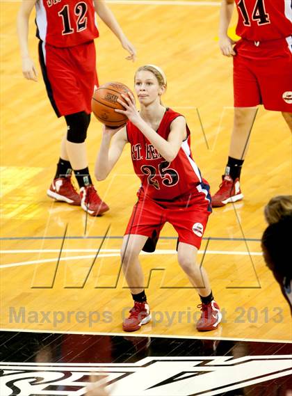 Thumbnail 2 in St. Henry vs Boone Co. (KHSAA Ninth Region) photogallery.