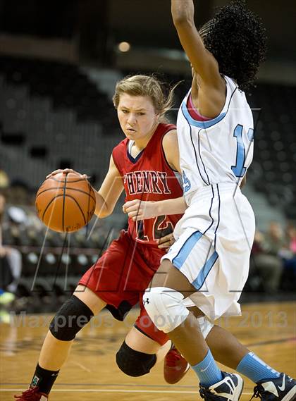 Thumbnail 2 in St. Henry vs Boone Co. (KHSAA Ninth Region) photogallery.