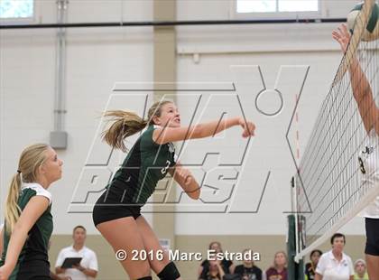 Thumbnail 1 in St. Petersburg vs John Paul II Catholic (Annual Keswick Invitational Tournament) photogallery.
