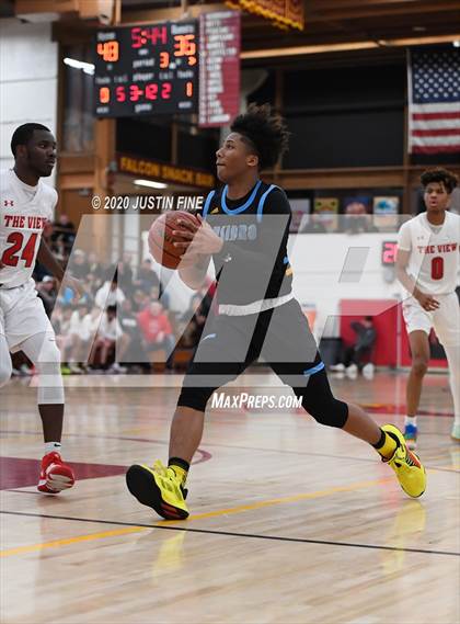 Thumbnail 2 in San Ysidro vs. Arbor View (Torrey Pines Holiday Classic) photogallery.