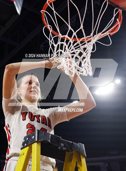 Thumbnail 1 in Yutan vs. Crofton (NSAA Class C2 Final Awards) photogallery.