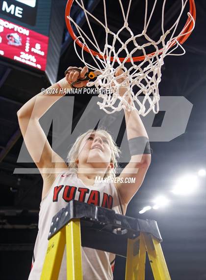 Thumbnail 2 in Yutan vs. Crofton (NSAA Class C2 Final Awards) photogallery.