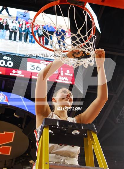 Thumbnail 3 in Yutan vs. Crofton (NSAA Class C2 Final Awards) photogallery.