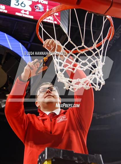 Thumbnail 1 in Yutan vs. Crofton (NSAA Class C2 Final Awards) photogallery.