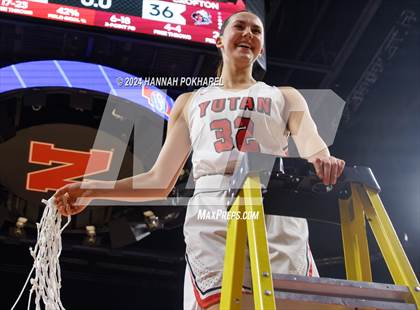 Thumbnail 3 in Yutan vs. Crofton (NSAA Class C2 Final Awards) photogallery.