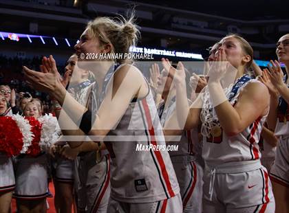 Thumbnail 2 in Yutan vs. Crofton (NSAA Class C2 Final Awards) photogallery.