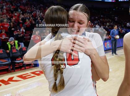 Thumbnail 3 in Yutan vs. Crofton (NSAA Class C2 Final Awards) photogallery.