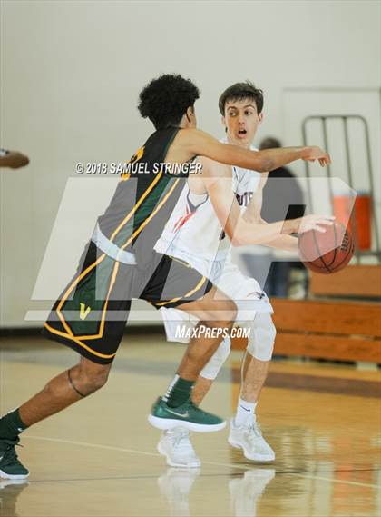 Thumbnail 2 in Vanden vs. Beyer (Modesto Christian Holiday Hoops Classic) photogallery.