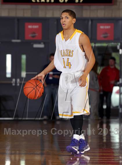 Thumbnail 2 in Durango @ Ocean View (Nike Extravaganza) photogallery.