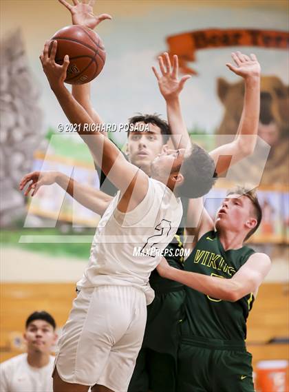 Thumbnail 2 in Kingsburg @ Selma photogallery.