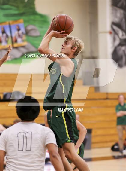 Thumbnail 3 in Kingsburg @ Selma photogallery.