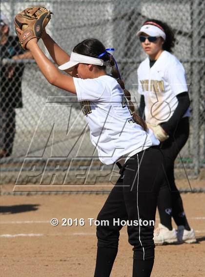 Thumbnail 3 in Northview vs Azusa photogallery.