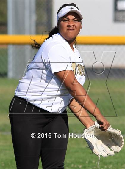 Thumbnail 1 in Northview vs Azusa photogallery.