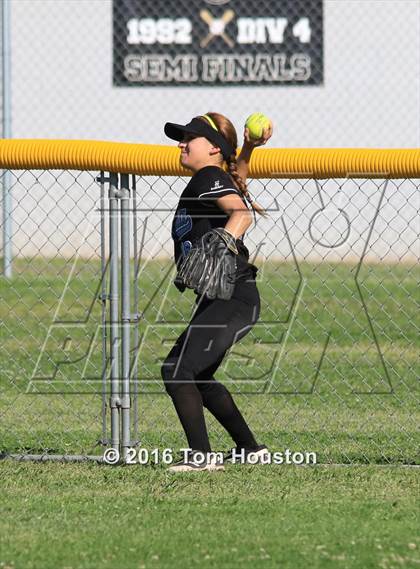 Thumbnail 2 in Northview vs Azusa photogallery.