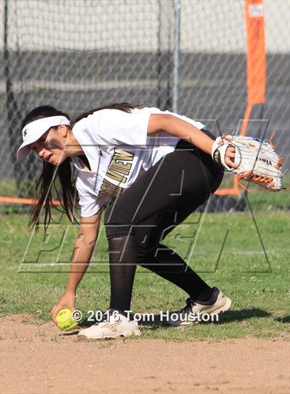 Thumbnail 2 in Northview vs Azusa photogallery.