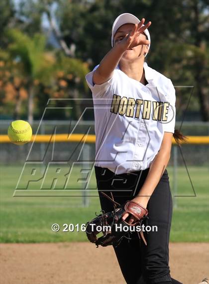 Thumbnail 3 in Northview vs Azusa photogallery.