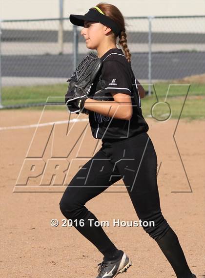 Thumbnail 3 in Northview vs Azusa photogallery.