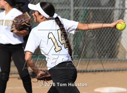 Thumbnail 1 in Northview vs Azusa photogallery.
