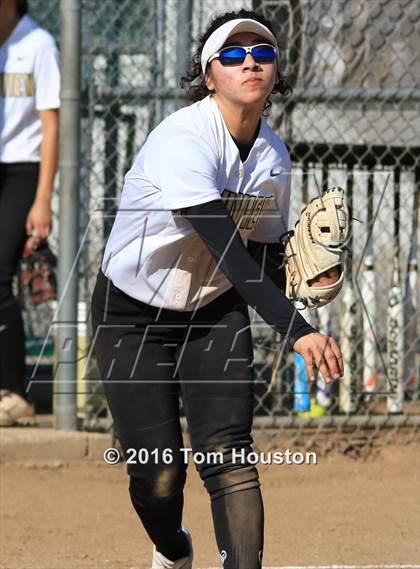 Thumbnail 2 in Northview vs Azusa photogallery.
