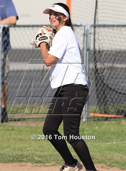 Thumbnail 2 in Northview vs Azusa photogallery.