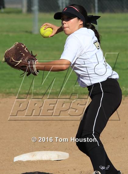 Thumbnail 1 in Northview vs Azusa photogallery.