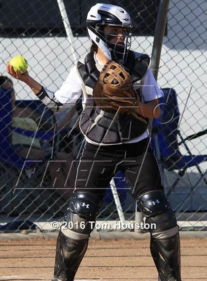Thumbnail 1 in Northview vs Azusa photogallery.