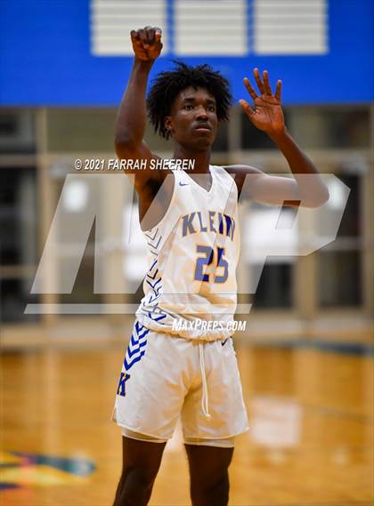 Thumbnail 3 in Klein Collins @ Klein photogallery.