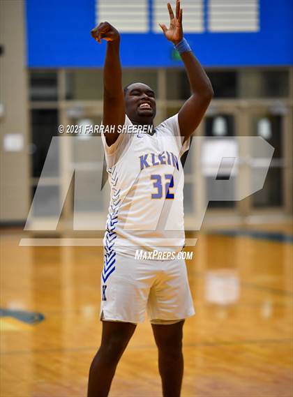 Thumbnail 3 in Klein Collins @ Klein photogallery.