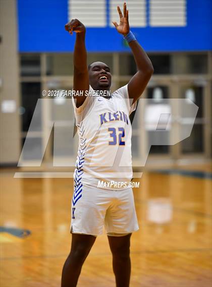 Thumbnail 2 in Klein Collins @ Klein photogallery.