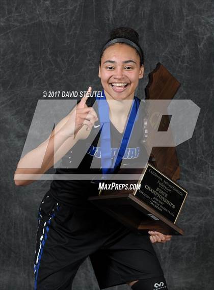 Thumbnail 2 in Windward (CIF State D1 Award Photos) photogallery.