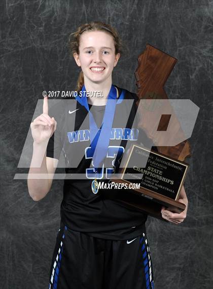 Thumbnail 1 in Windward (CIF State D1 Award Photos) photogallery.