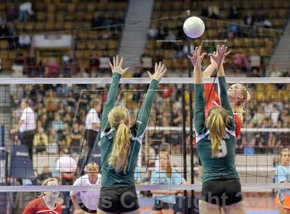Thumbnail 3 in Eaton vs. Manitou Springs (CHSAA 3A Championship) photogallery.