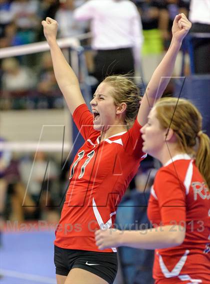 Thumbnail 3 in Eaton vs. Manitou Springs (CHSAA 3A Championship) photogallery.