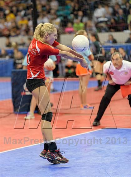 Thumbnail 1 in Eaton vs. Manitou Springs (CHSAA 3A Championship) photogallery.