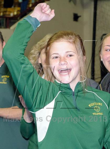 Thumbnail 2 in Eaton vs. Manitou Springs (CHSAA 3A Championship) photogallery.