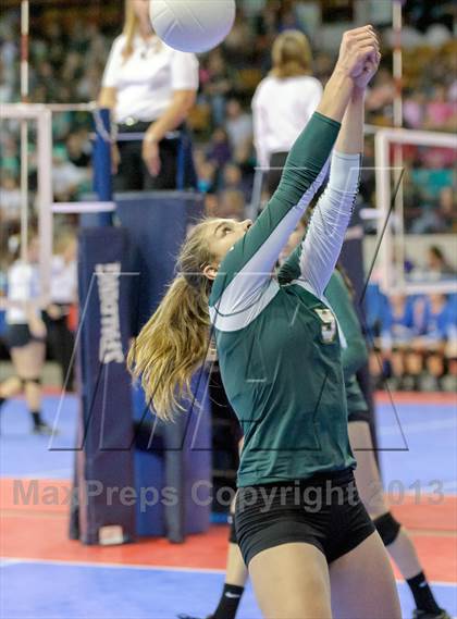 Thumbnail 3 in Eaton vs. Manitou Springs (CHSAA 3A Championship) photogallery.