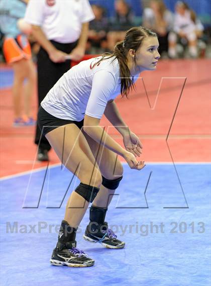 Thumbnail 3 in Eaton vs. Manitou Springs (CHSAA 3A Championship) photogallery.
