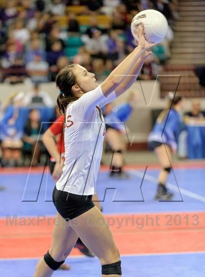 Thumbnail 2 in Eaton vs. Manitou Springs (CHSAA 3A Championship) photogallery.