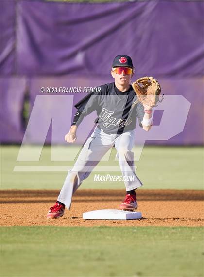 Thumbnail 2 in Palmetto @ Lennard (FHSAA 6A District 11 Semifinal) photogallery.
