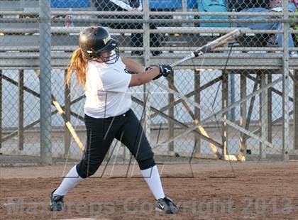 Thumbnail 2 in El Dorado vs. Rosary photogallery.