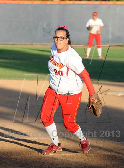 Thumbnail 1 in El Dorado vs. Rosary photogallery.
