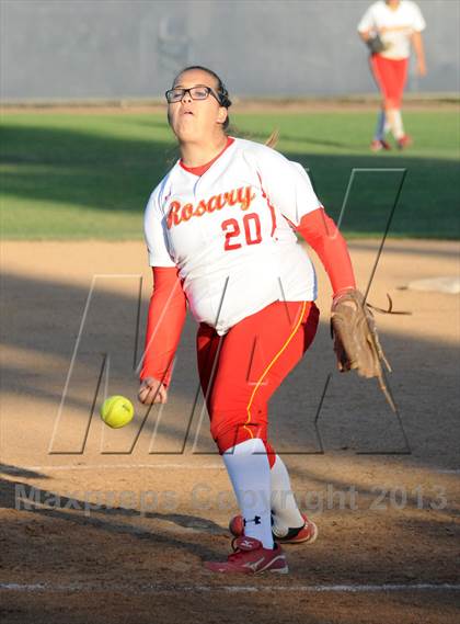 Thumbnail 3 in El Dorado vs. Rosary photogallery.