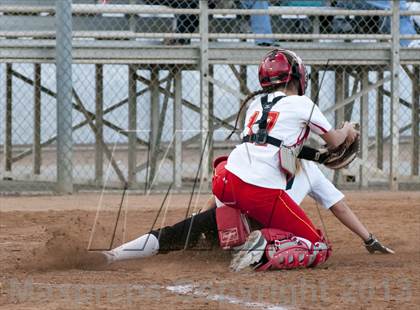 Thumbnail 3 in El Dorado vs. Rosary photogallery.