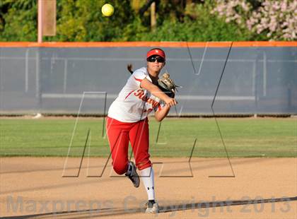 Thumbnail 1 in El Dorado vs. Rosary photogallery.