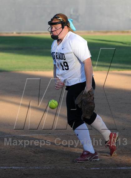 Thumbnail 1 in El Dorado vs. Rosary photogallery.